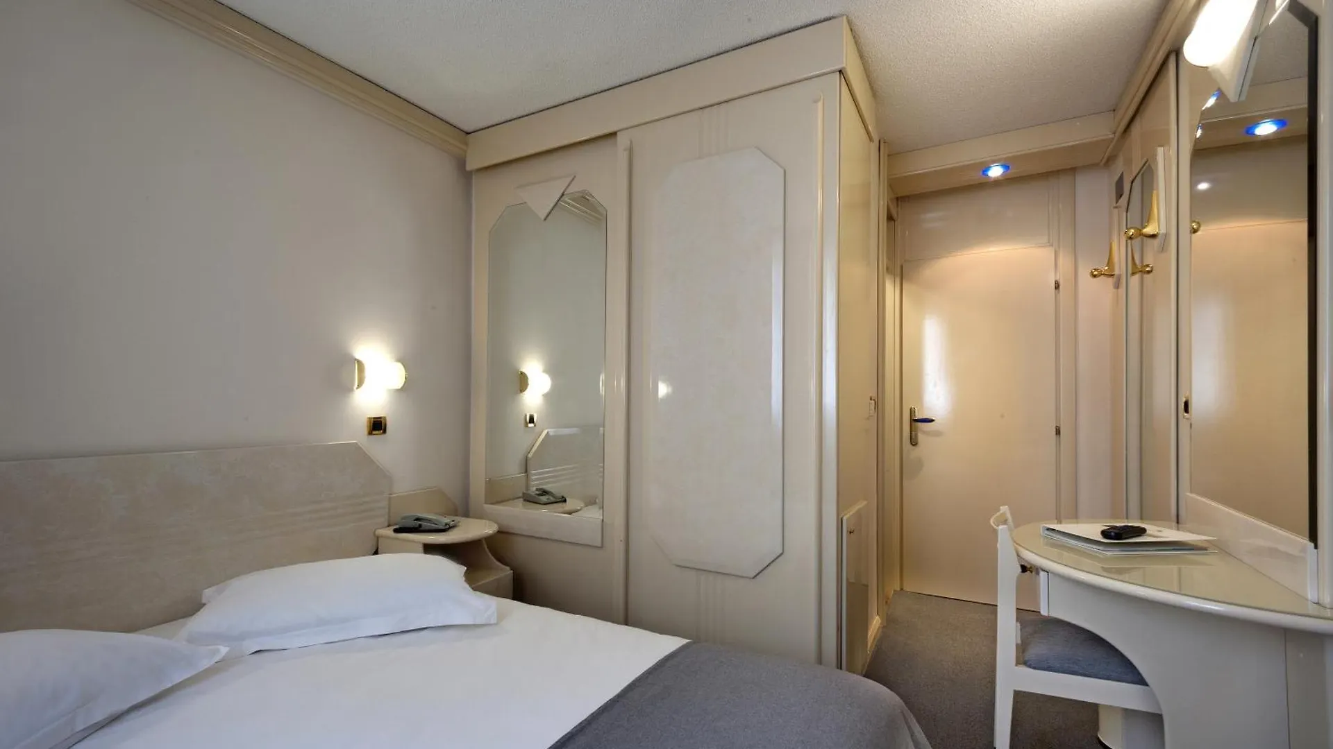 Hotel Gran Vista Plava Laguna Poreč 3*,