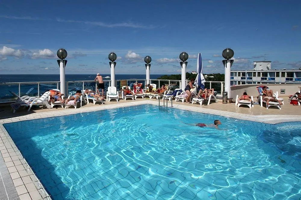 Hotel Gran Vista Plava Laguna contacts