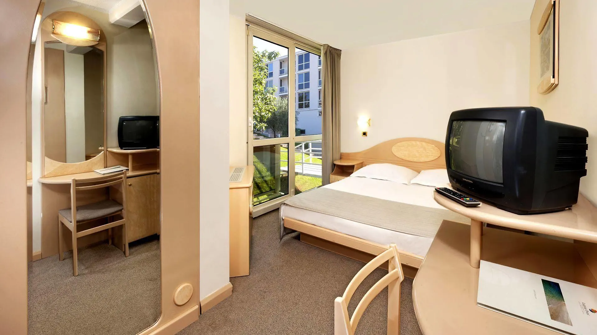 Hotel Gran Vista Plava Laguna Porec 3*,  Croatia